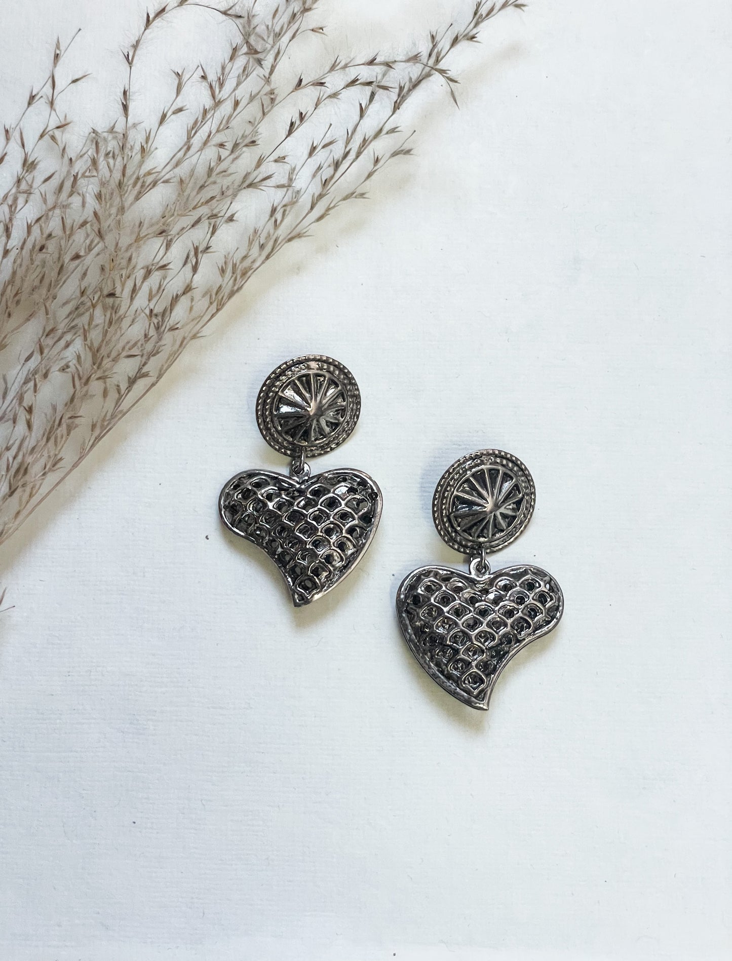 Vintage Puff Heart Stud Earrings