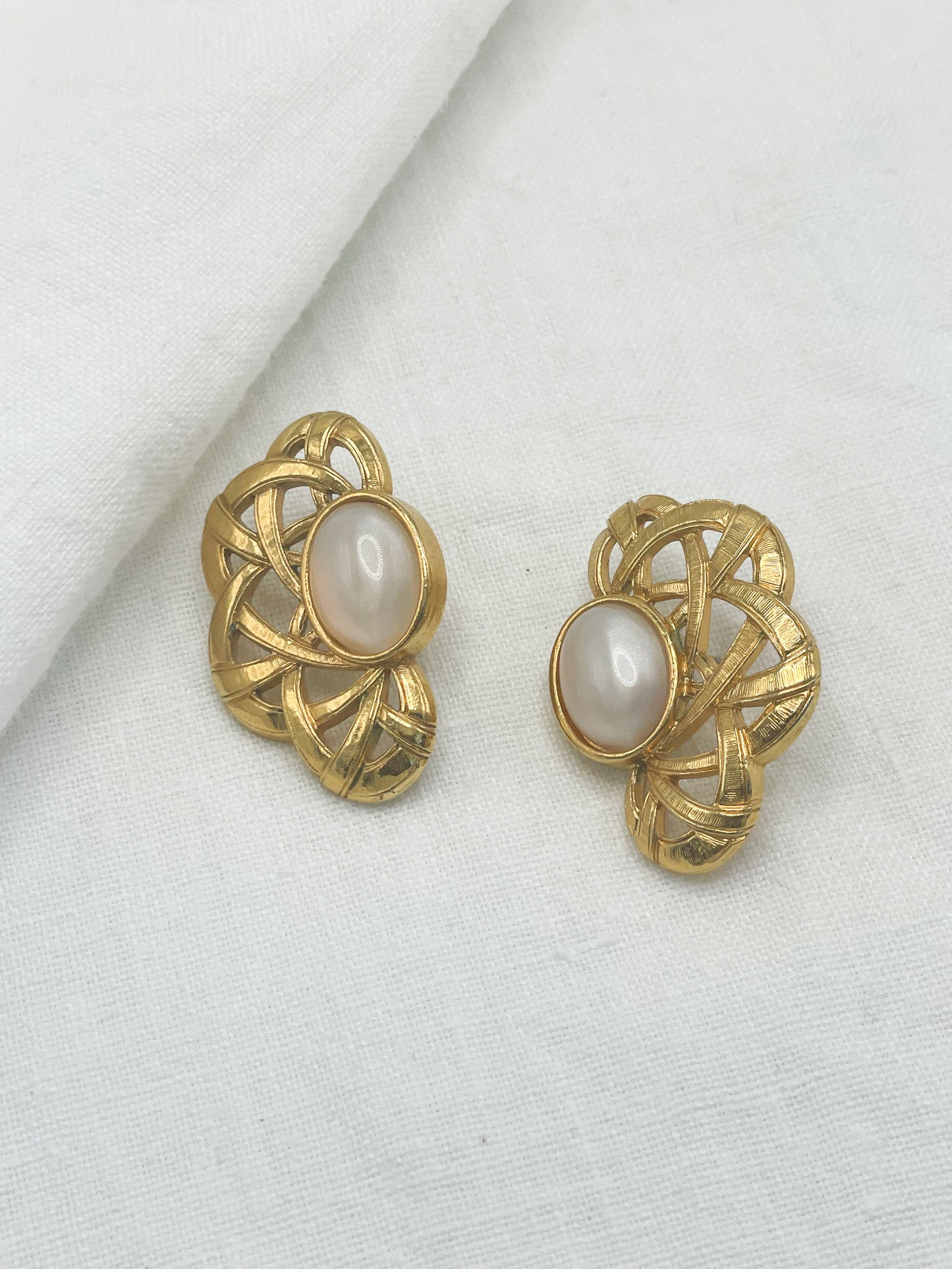 Vintage Gold Stud Earrings with Faux Pearls