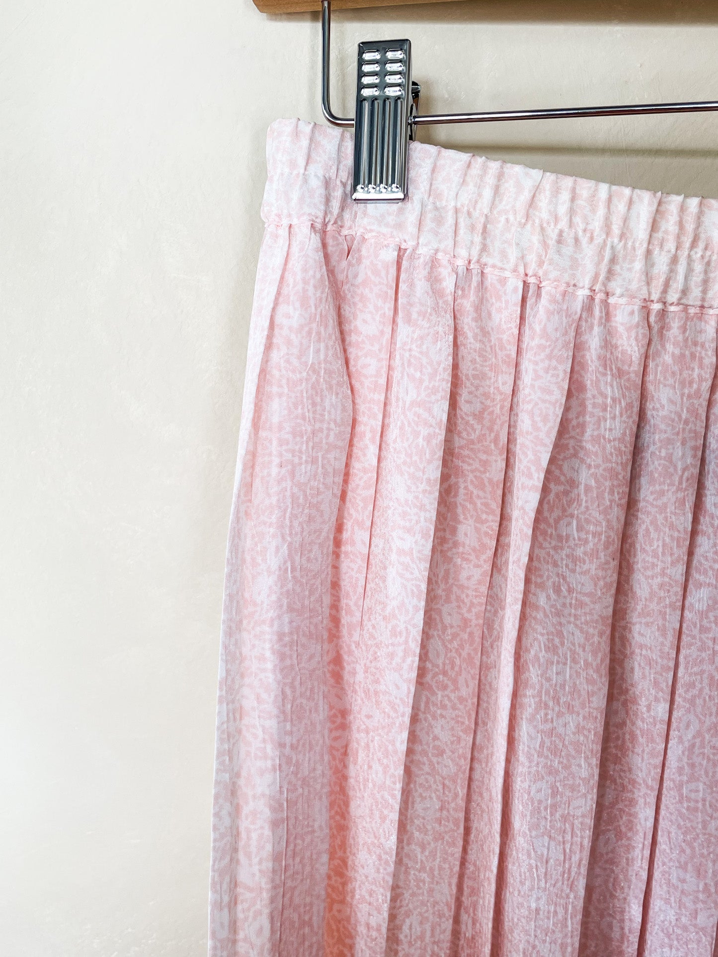 Vintage Pink Floral Pleated Skirt